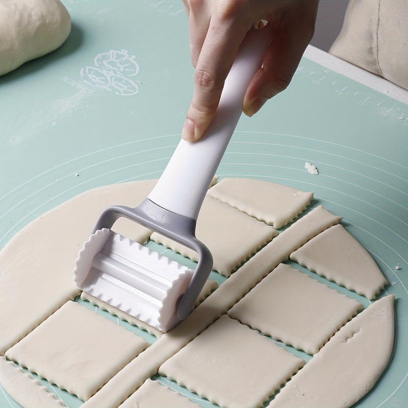 1個、ペストリーローラーカッター、プラスチッククッキーカッタ - Kitchen Roller Baking のレビューと価格