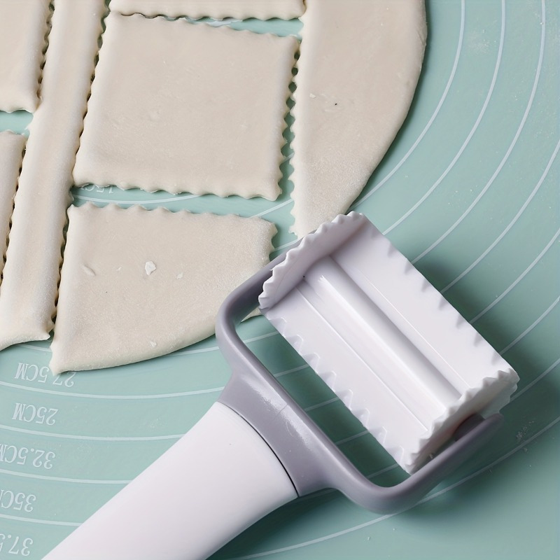 1個、ペストリーローラーカッター、プラスチッククッキーカッタ - Kitchen Roller Baking のレビューと価格